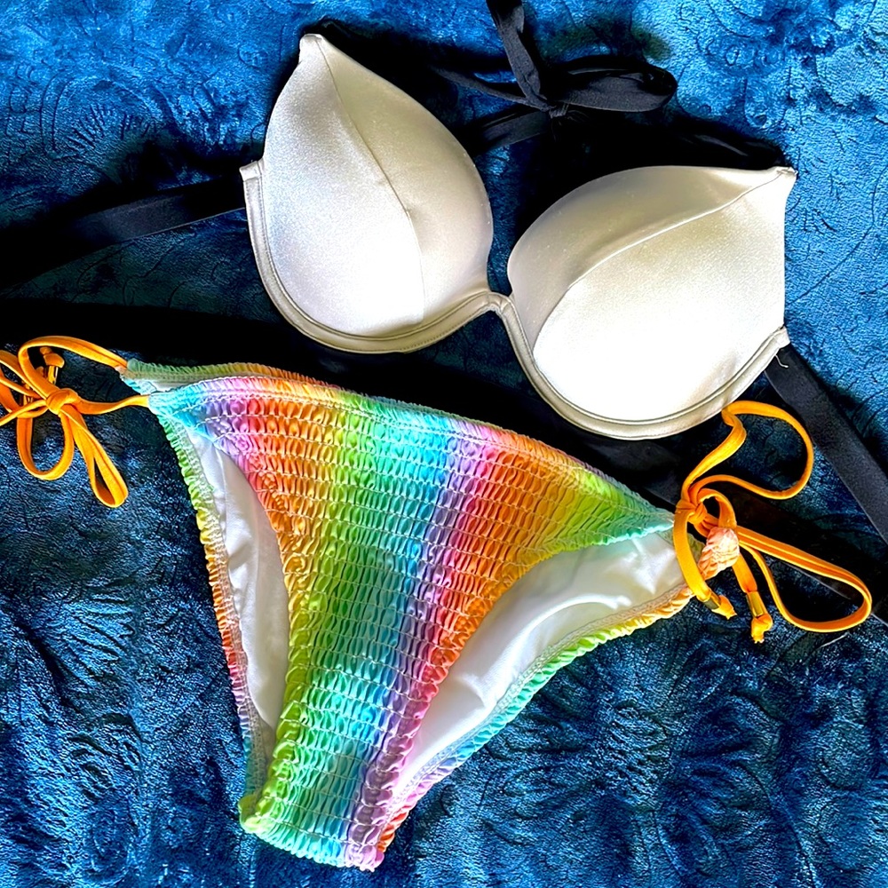 Victoria secrets swim top and heat swim bottoms